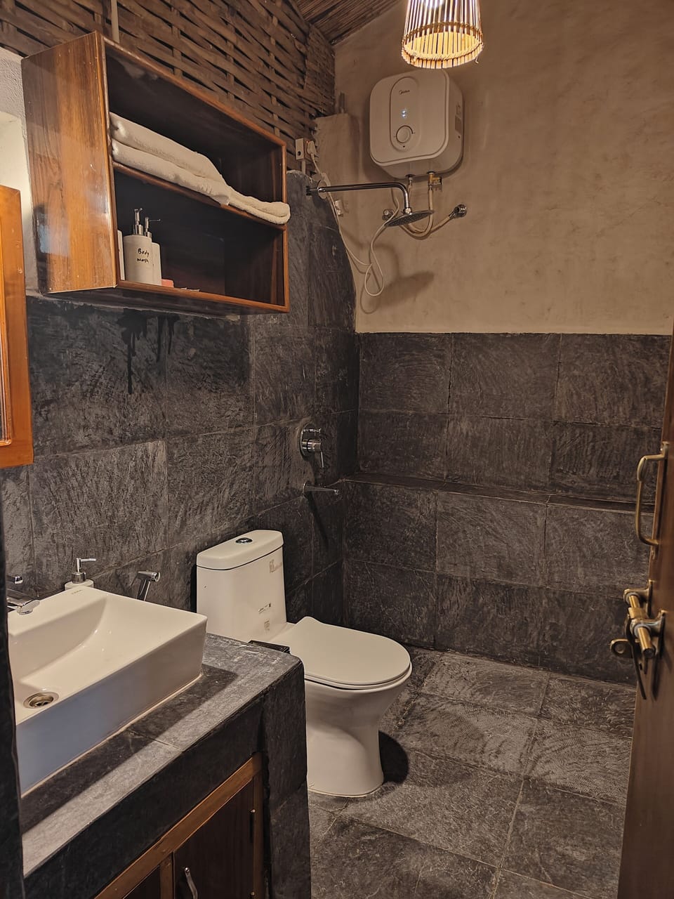 Standard Double Room, Garden View | Bathroom | Shower, slippers, towels, soap
