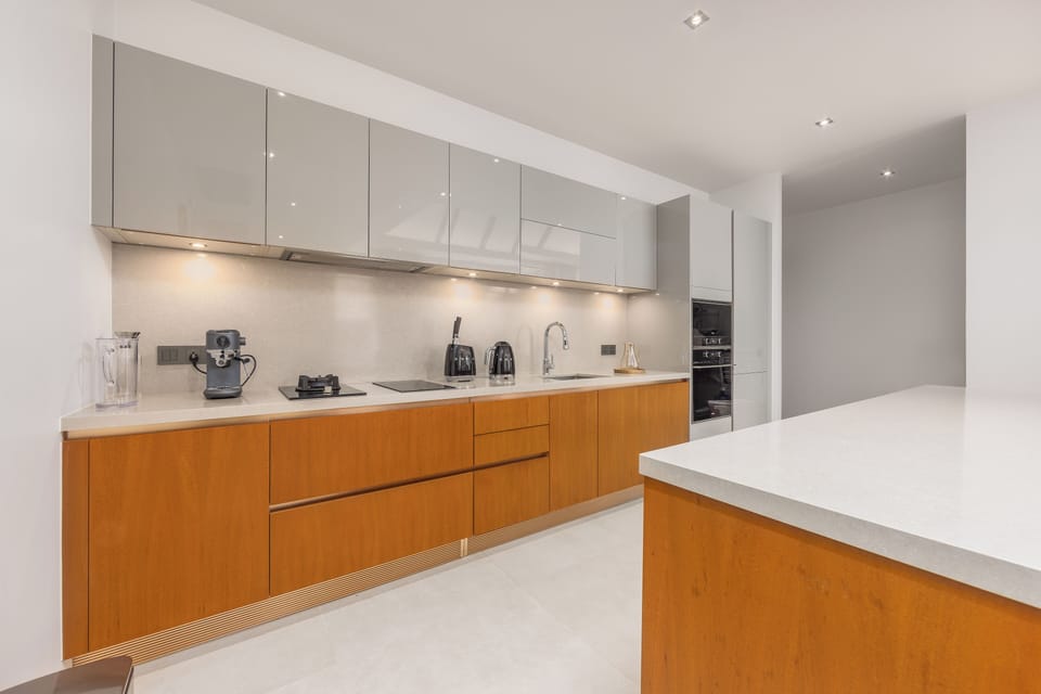 Comfort Villa, 3 Bedrooms, Pool View | Private kitchen | Electric kettle, highchair