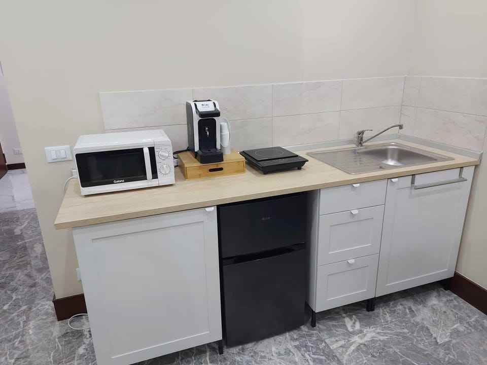Superior Room, Balcony, City View | Private kitchen