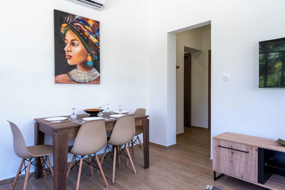 Apartment, 1 Double Bed with Sofa bed, Kitchen, City View | In-room dining
