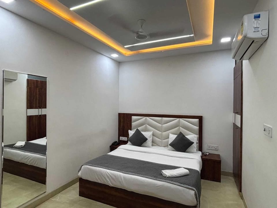 Deluxe Room | Free WiFi