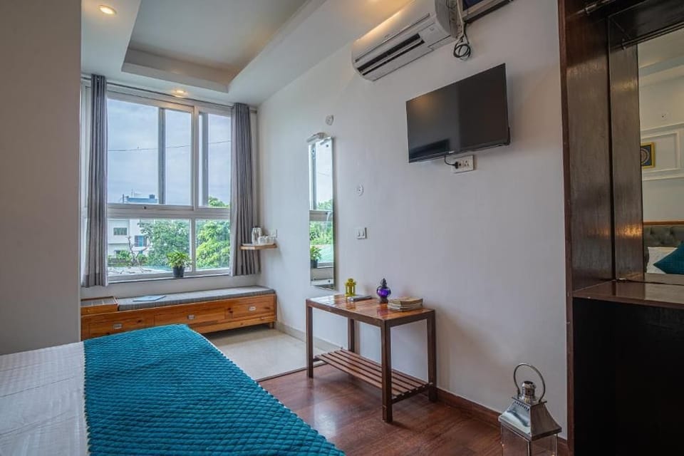Deluxe Double Room, Garden View | Free WiFi