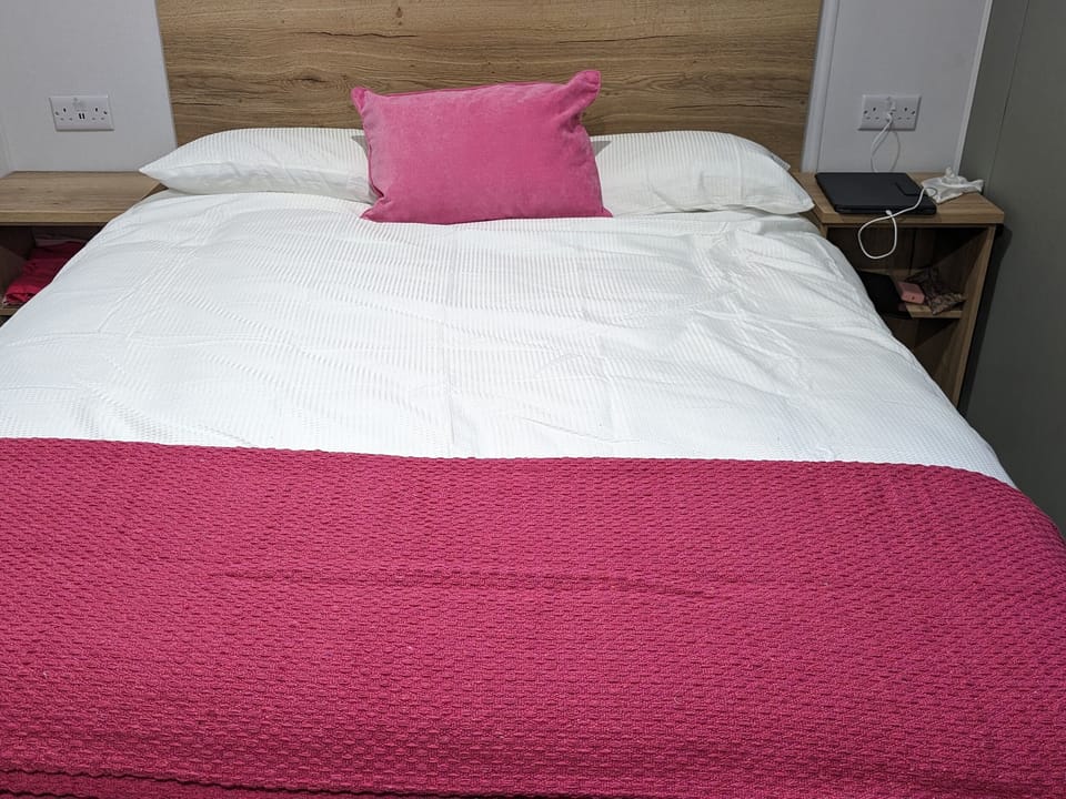 Cottage | 2 bedrooms, individually decorated, individually furnished, free WiFi