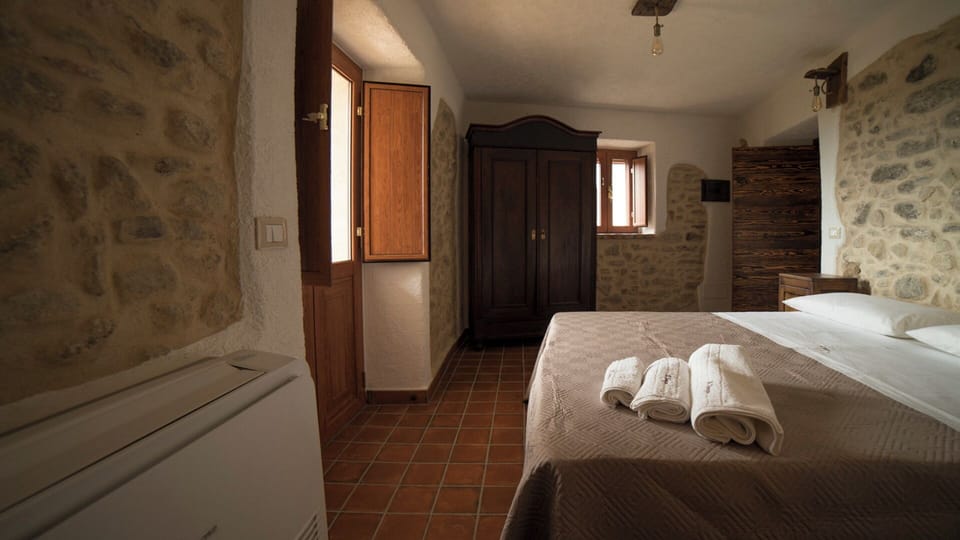 Comfort Double or Twin Room, Balcony | WiFi (free)
