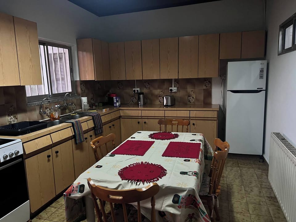 House, 3 Bedrooms, Fireplace, Mountain View | Interior