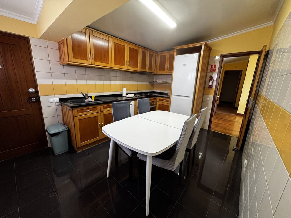 Full-size fridge, microwave