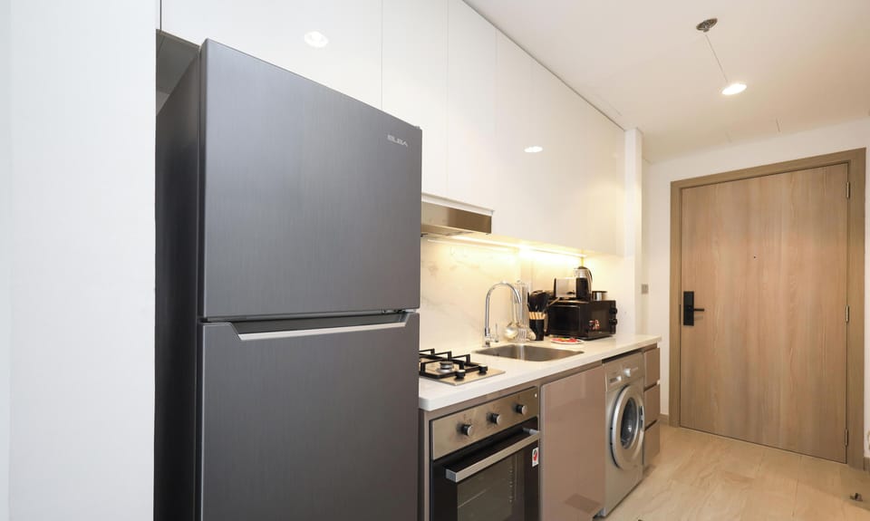 Comfort Studio, City View | Private kitchen