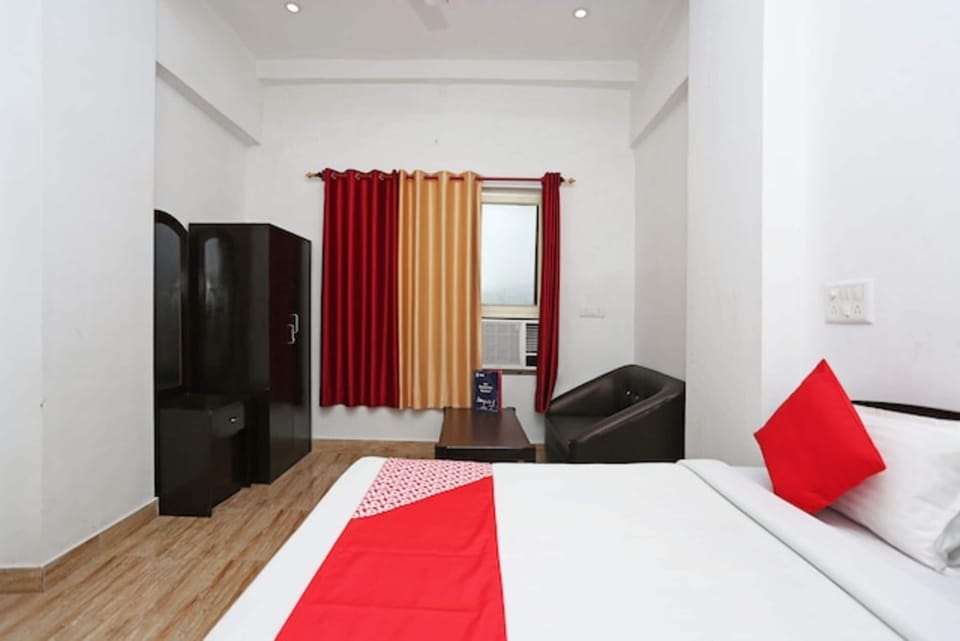 Deluxe Room | Free WiFi, bed sheets