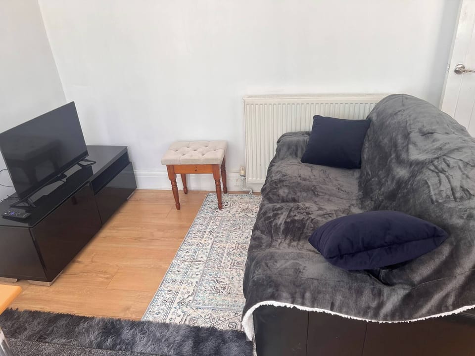 House, 3 Bedrooms | Living area
