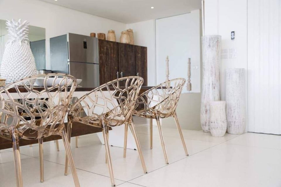 Villa, 3 Bedrooms, Smoking, Private Pool | Dining room