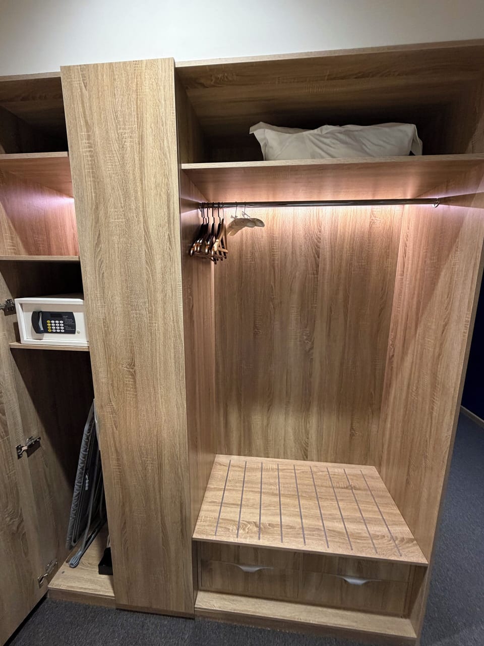 Superior Room | Minibar, desk, laptop workspace, blackout drapes