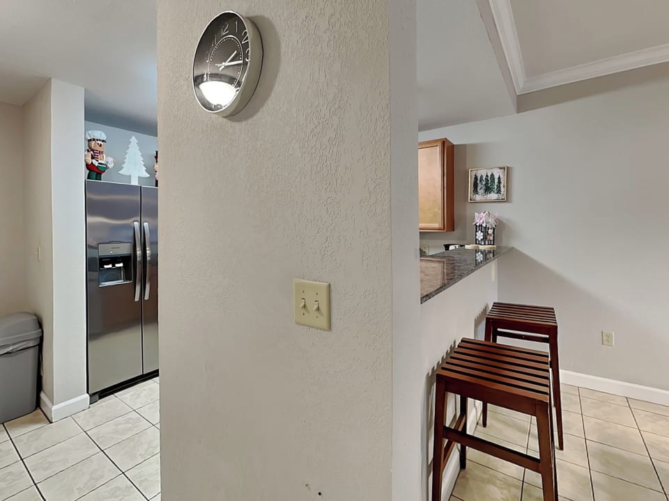 Condo (3 Bedrooms) | Property amenity