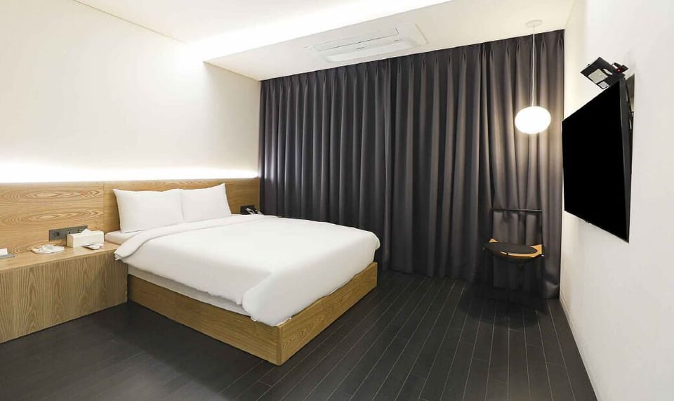 Deluxe Room | Free WiFi