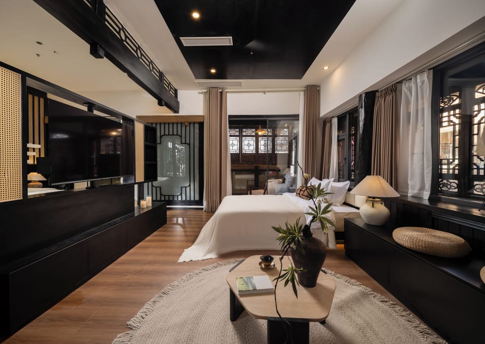 Comfort Triple Room, Balcony, City View | Premium bedding, down comforters, memory foam beds, blackout drapes