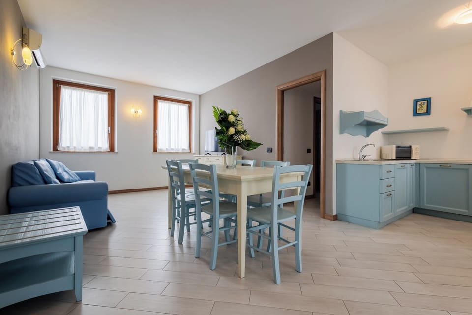 Apartment, 2 Bedrooms | Premium bedding, down comforters, cribs/infant beds, free WiFi