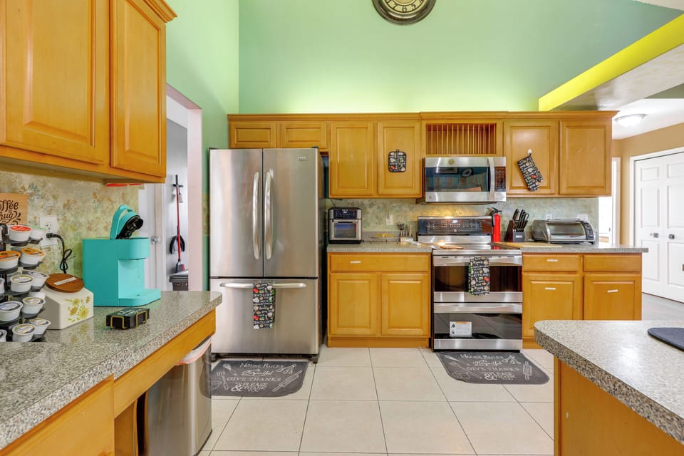 House (3 Bedrooms) | Interior