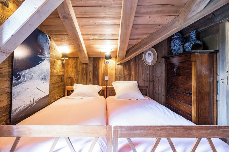 Chalet | 4 bedrooms, laptop workspace, iron/ironing board, bed sheets
