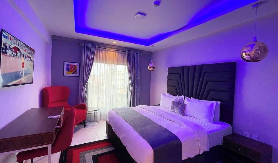 Economy Room, Balcony, City View | Desk, laptop workspace, soundproofing, free WiFi