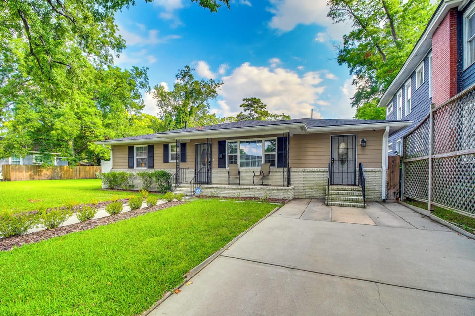 House (3 Bedrooms) | Front of property