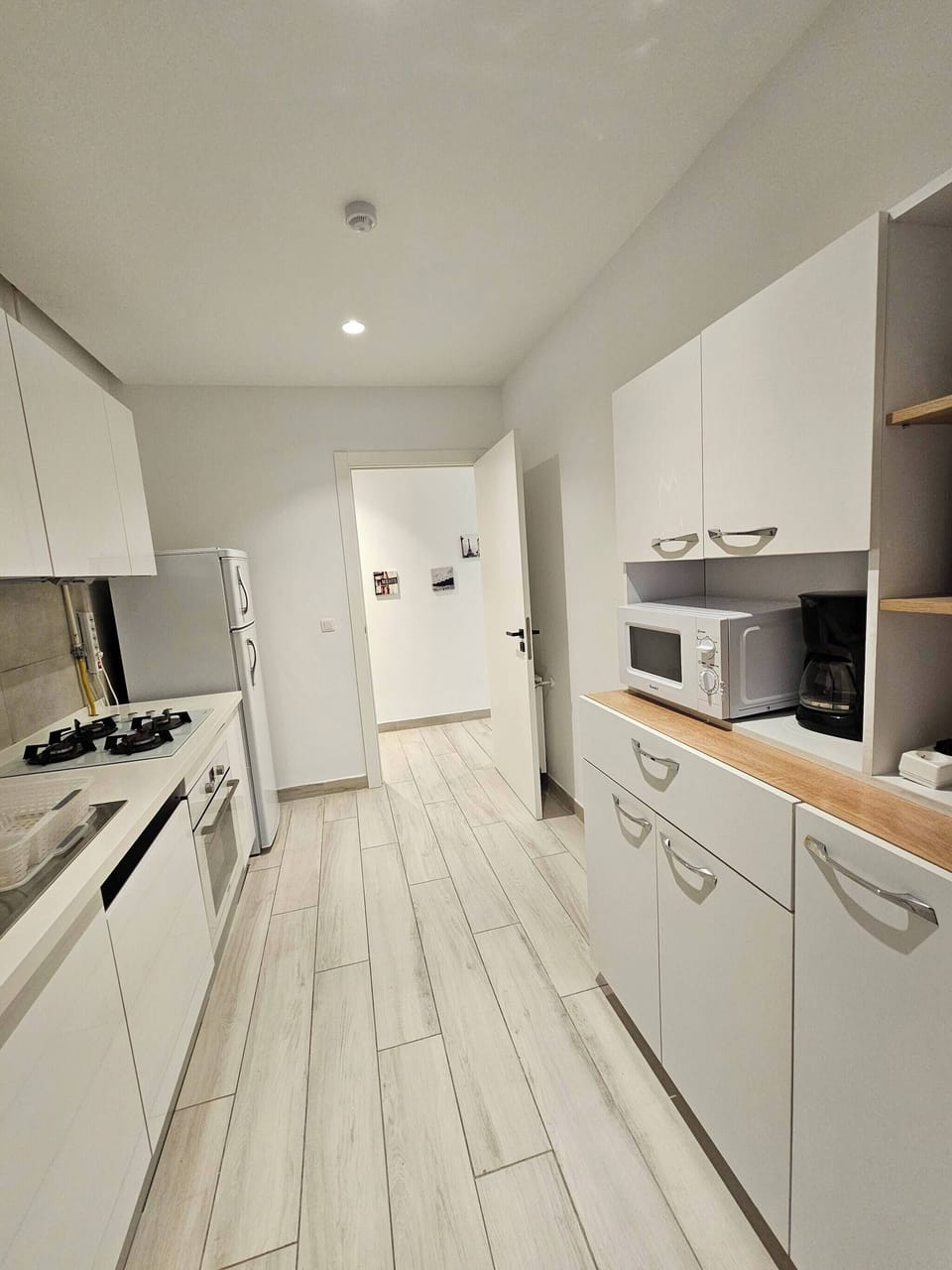 Apartment, 2 Bedrooms, Accessible, Smoking | Interior