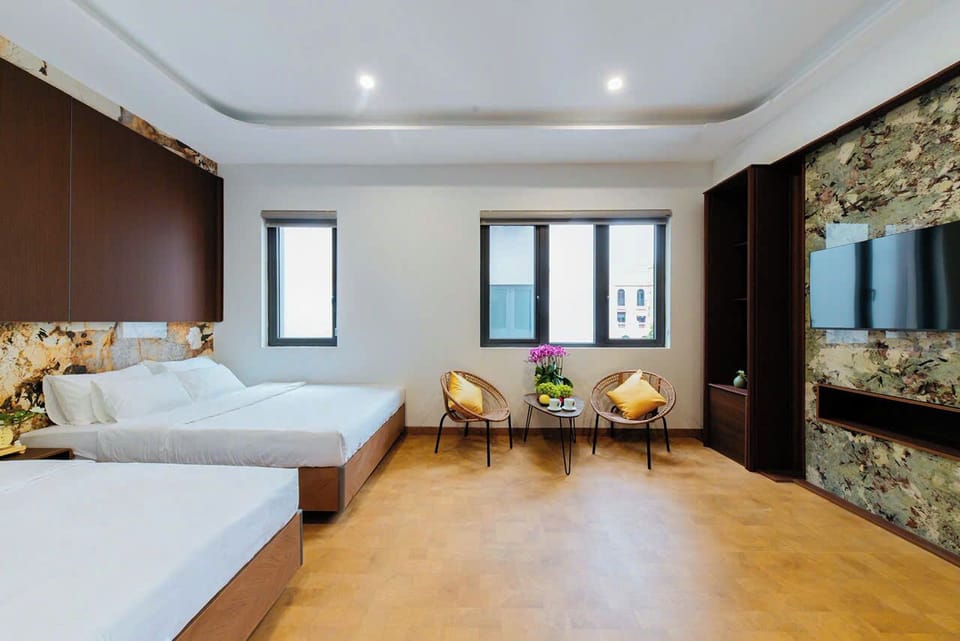 Standard Double or Twin Room, Balcony, City View | Desk, soundproofing, WiFi (free)