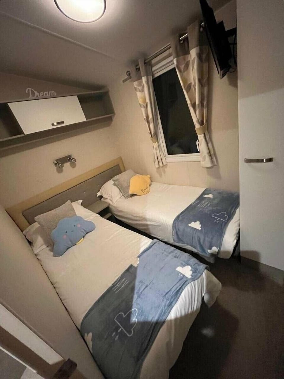 Combe Haven Holiday Park - Holiday Accommodation 17062 Cottage in Hastings