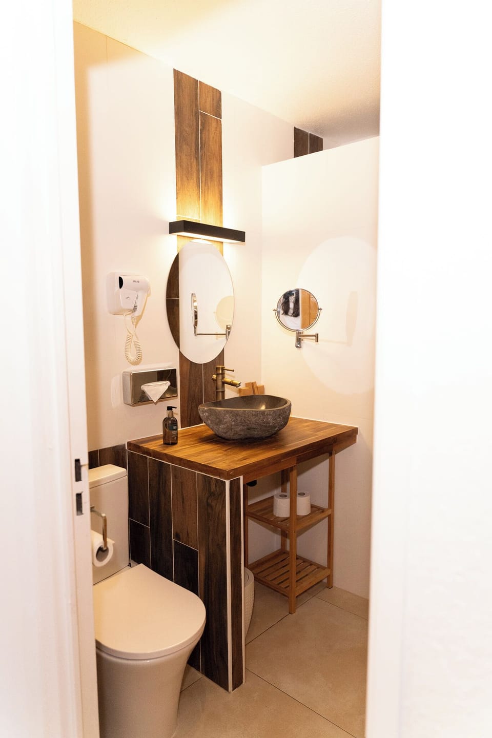 Comfort Room | Bathroom