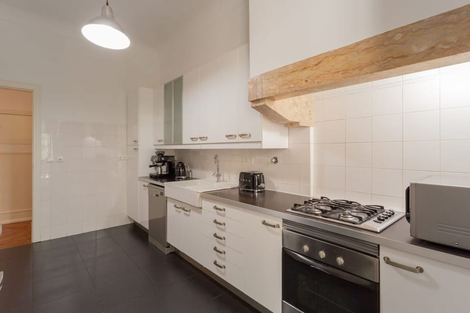 House | 4 bedrooms, Internet