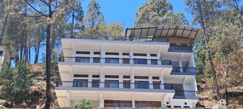 Matryoshka Homestay Bed and Breakfast in Uttarakhand