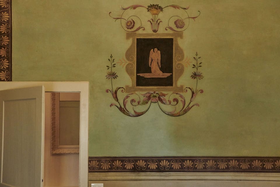 3 bedrooms, bed sheets