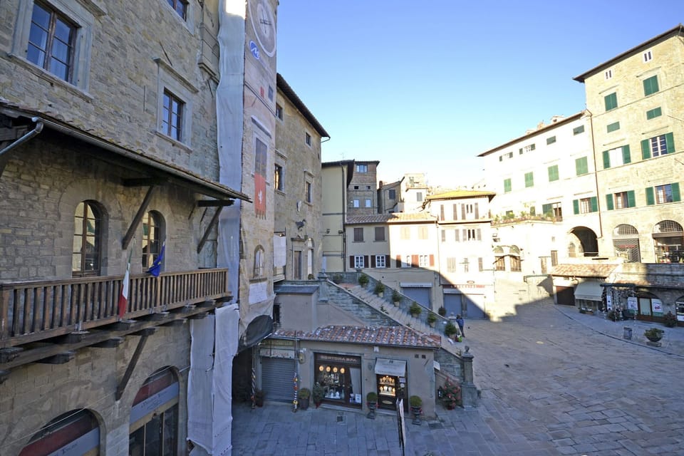 Apartment (3 Bedrooms) | Front of property