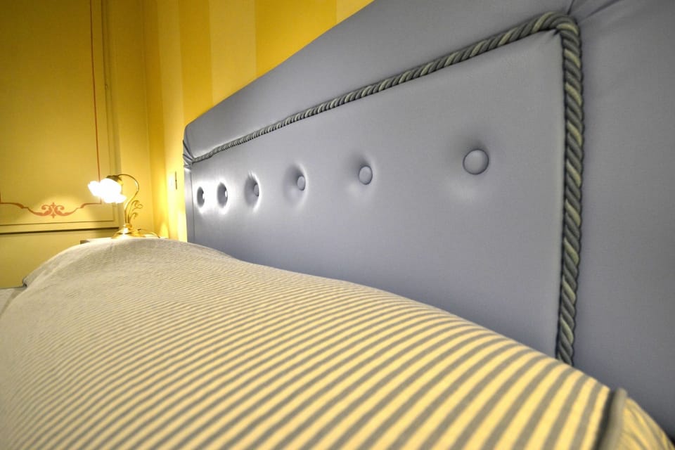 Apartment (2 Bedrooms) | 2 bedrooms, bed sheets