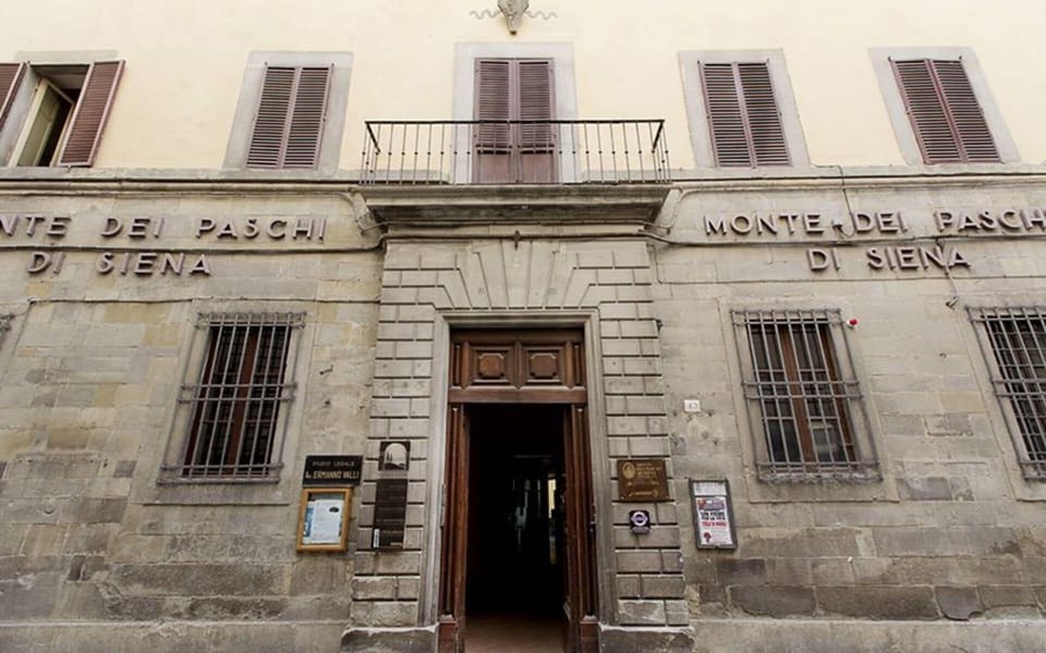 Apartment (2 Bedrooms) | Front of property
