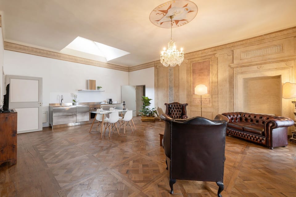 Apartment (2 Bedrooms) | In-room dining