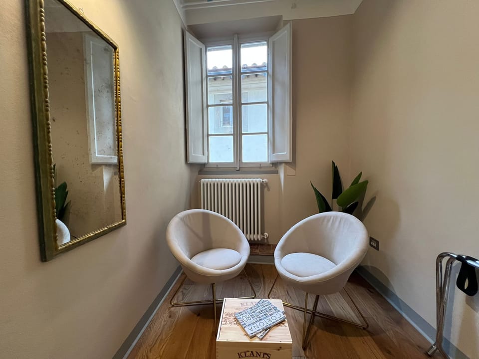 Apartment (2 Bedrooms) | 2 bedrooms, iron/ironing board, bed sheets
