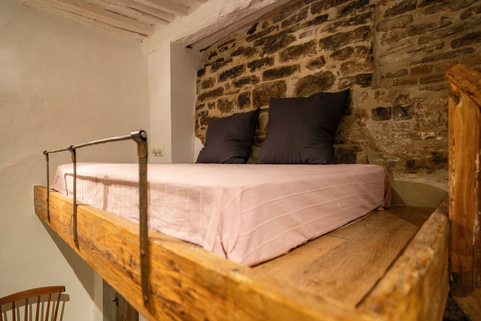 Apartment (2 Bedrooms) | 2 bedrooms, iron/ironing board, bed sheets