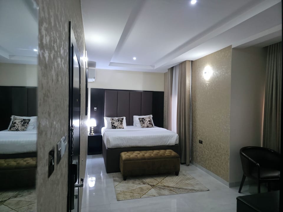 Standard Single Room, City View | Frette Italian sheets, premium bedding, Tempur-Pedic beds, desk