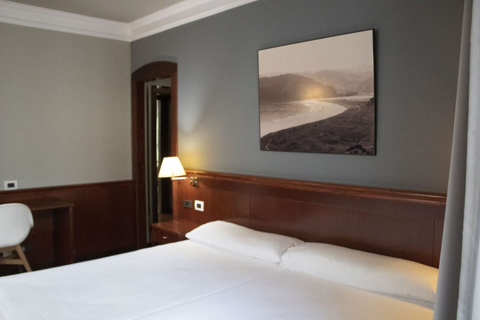 Superior Double Room | Desk, free WiFi, bed sheets