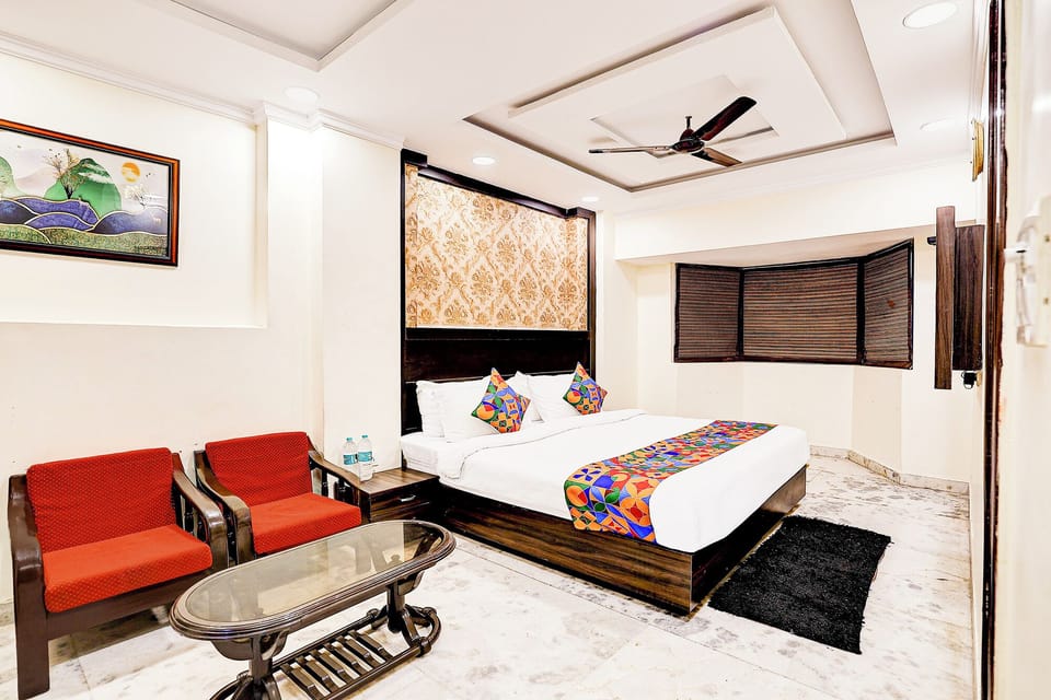 Luxury Room | Egyptian cotton sheets, premium bedding, in-room safe, free WiFi