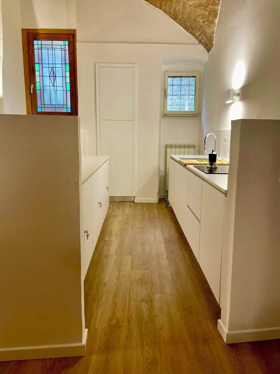 Deluxe Apartment, Garden View | Private kitchen | Fridge, microwave, stovetop, dishwasher