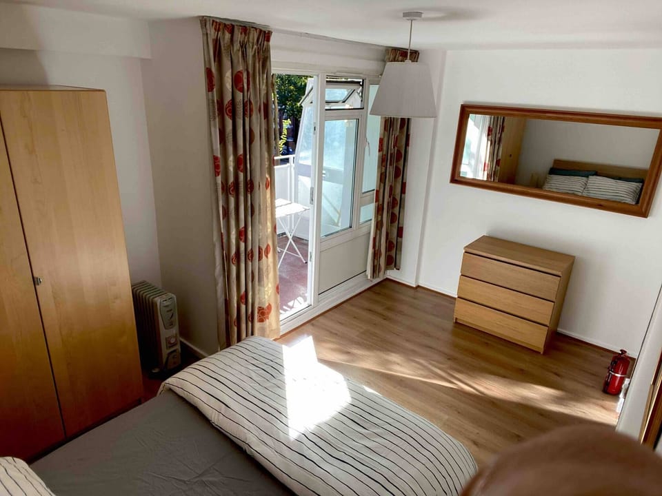 Apartment, 2 Bedrooms, Smoking, Balcony | 2 bedrooms