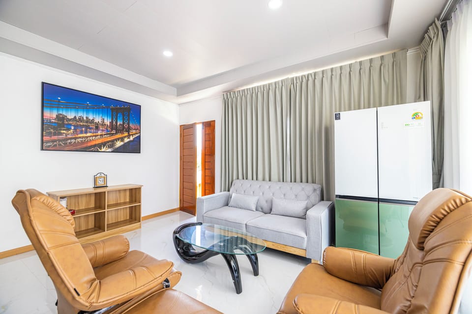 65-inch Smart TV with digital channels