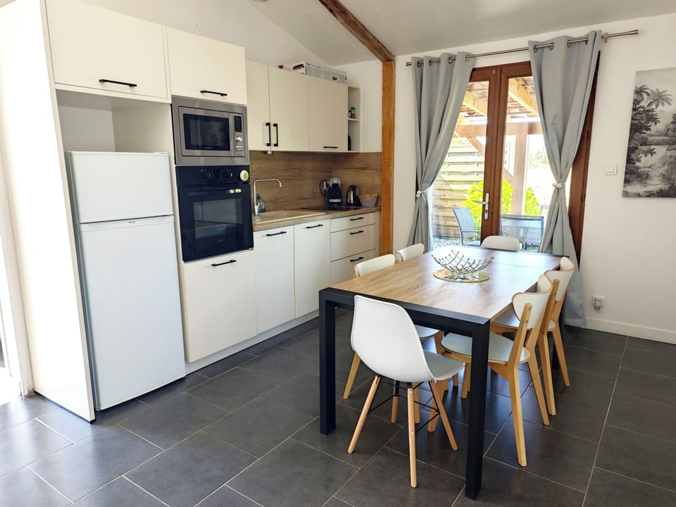 Comfort House | Private kitchen | Electric kettle