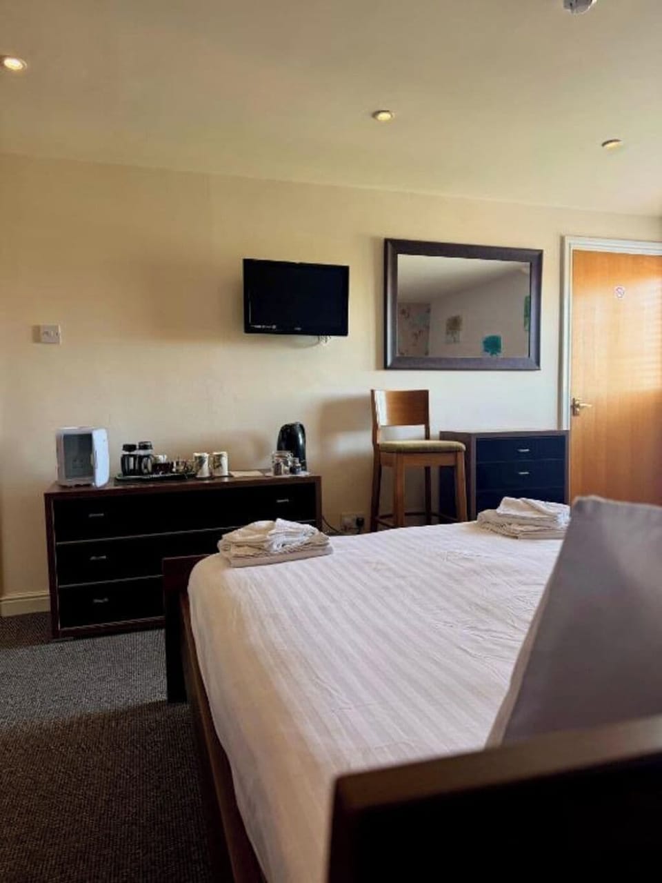 Standard Double Room | Soundproofing, iron/ironing board, free WiFi