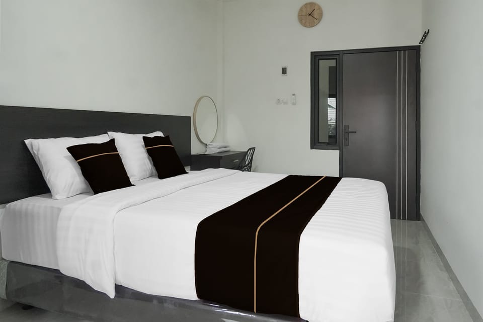 Deluxe Suite | Desk, free WiFi, bed sheets