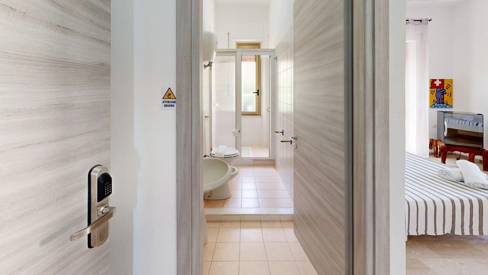 Comfort Double Room, Balcony, Partial Sea View | Bathroom | Bidet