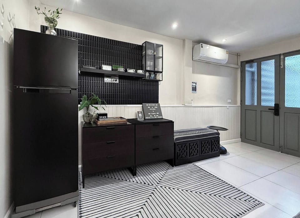 House, 3 Bedrooms, Smoking, Balcony | Interior