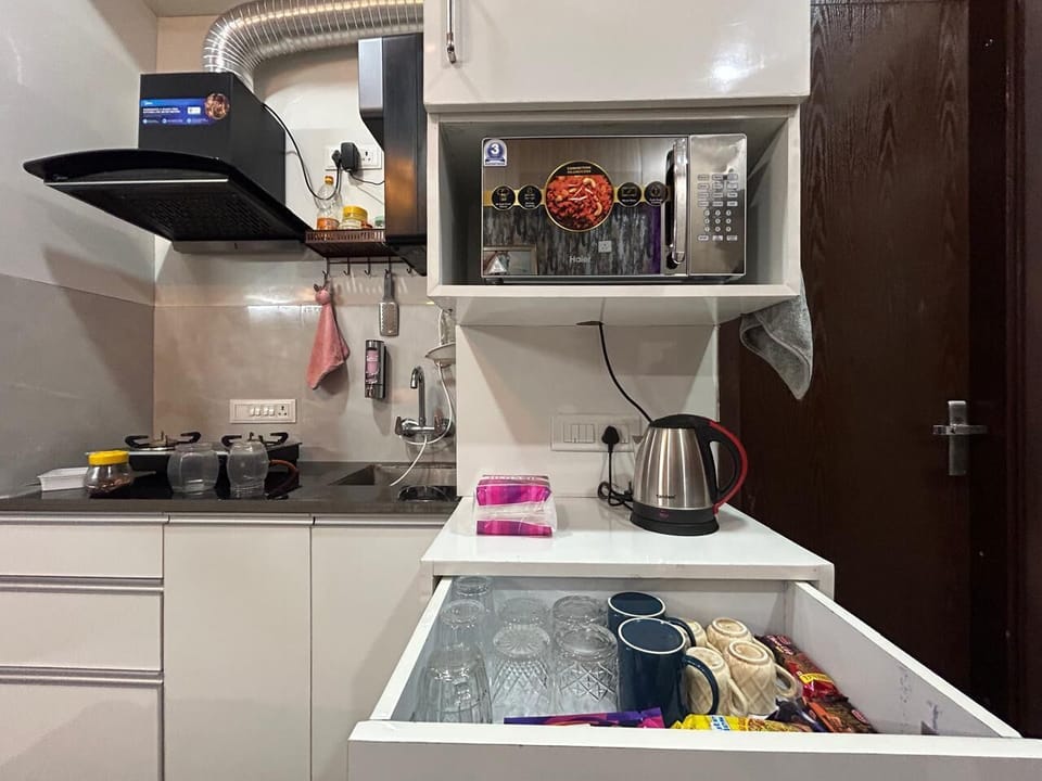 Apartment, 1 Bedroom, Accessible, Smoking | Interior