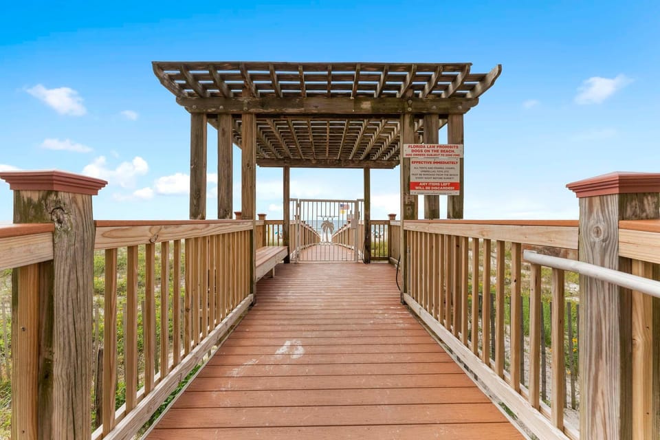Condo, Multiple Beds (Beach Colony East 3B) | Property grounds