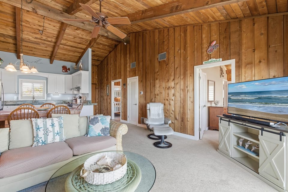 House, Multiple Beds (Sea Dunes Nautilus B7-A) | Living area